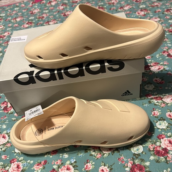 ADICANE CLOG _ adidas unisex slip on swim clogs, men’s 7_ women’s 8 - US. New!💫 - Picture 12 of 12
